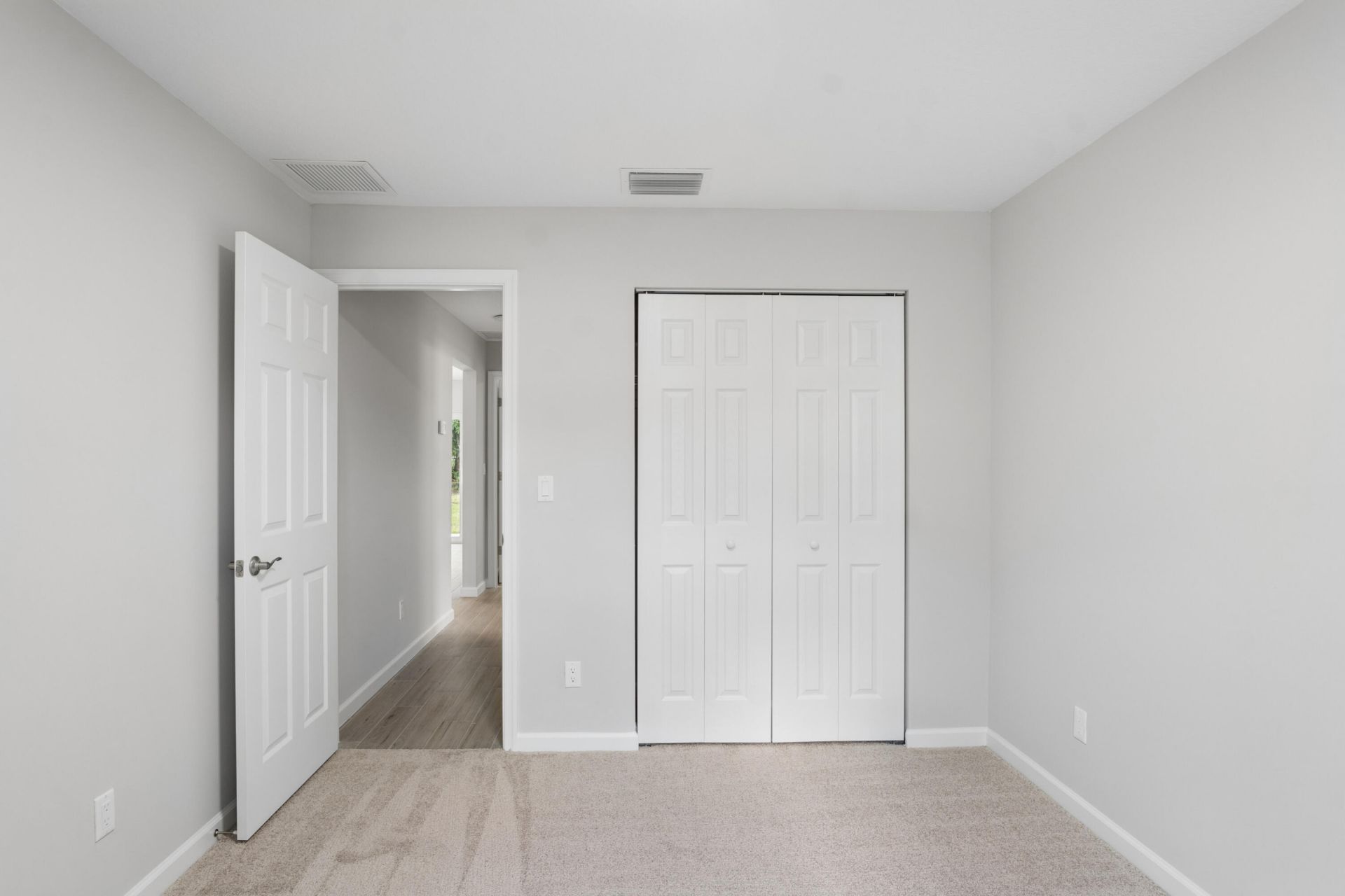 5644 SE 45th Avenue, Stuart, FL 34997 Photo