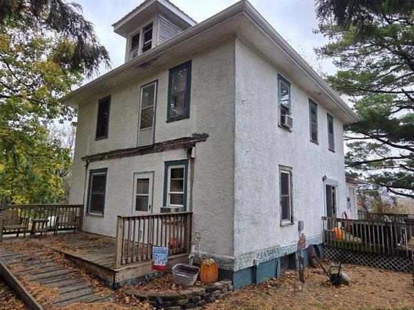 19837 Fort Road, Strawberry Point, IA 52076