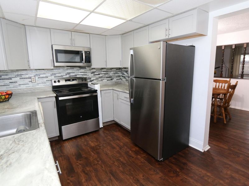 1373 S Waggoner Road, Unit 6-6, Reynoldsburg, OH 43068 Photo 11