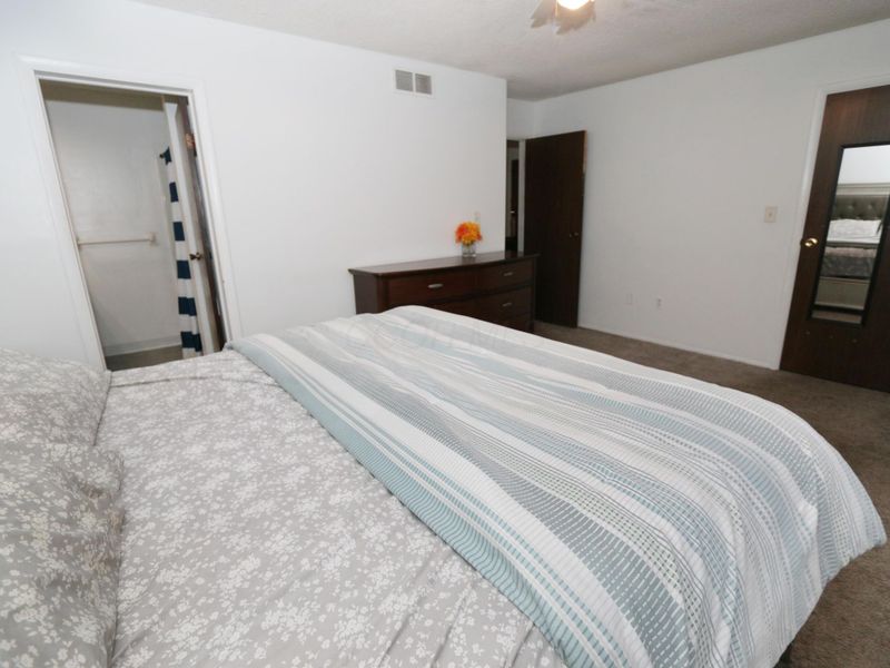 1373 S Waggoner Road, Unit 6-6, Reynoldsburg, OH 43068 Photo 35
