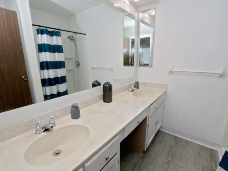 1373 S Waggoner Road, Unit 6-6, Reynoldsburg, OH 43068 Photo 37