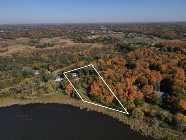 3225 County Road 6 , Orono, MN 55356
