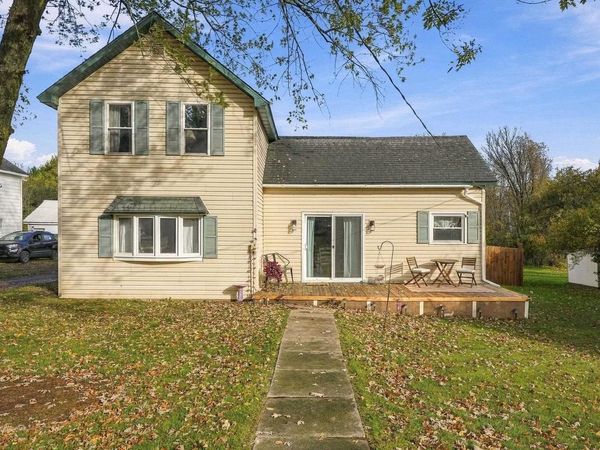 305 E MAIN STREET, Fairchild, WI 54741