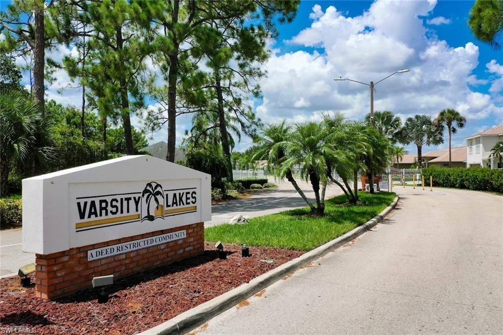 4601 Varsity Cir , Lehigh Acres, FL 33971 Photo