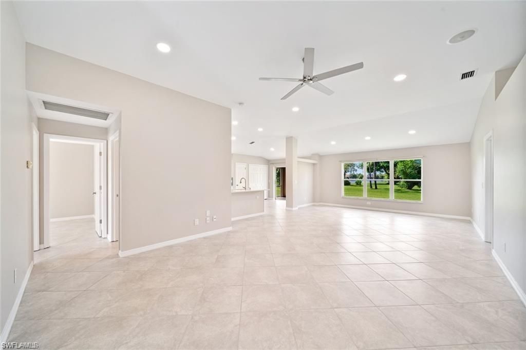 4601 Varsity Cir , Lehigh Acres, FL 33971 Photo