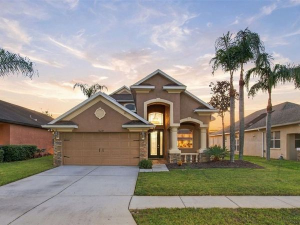 12227 OAK RAMBLE DRIVE , SPRING HILL, FL 34610