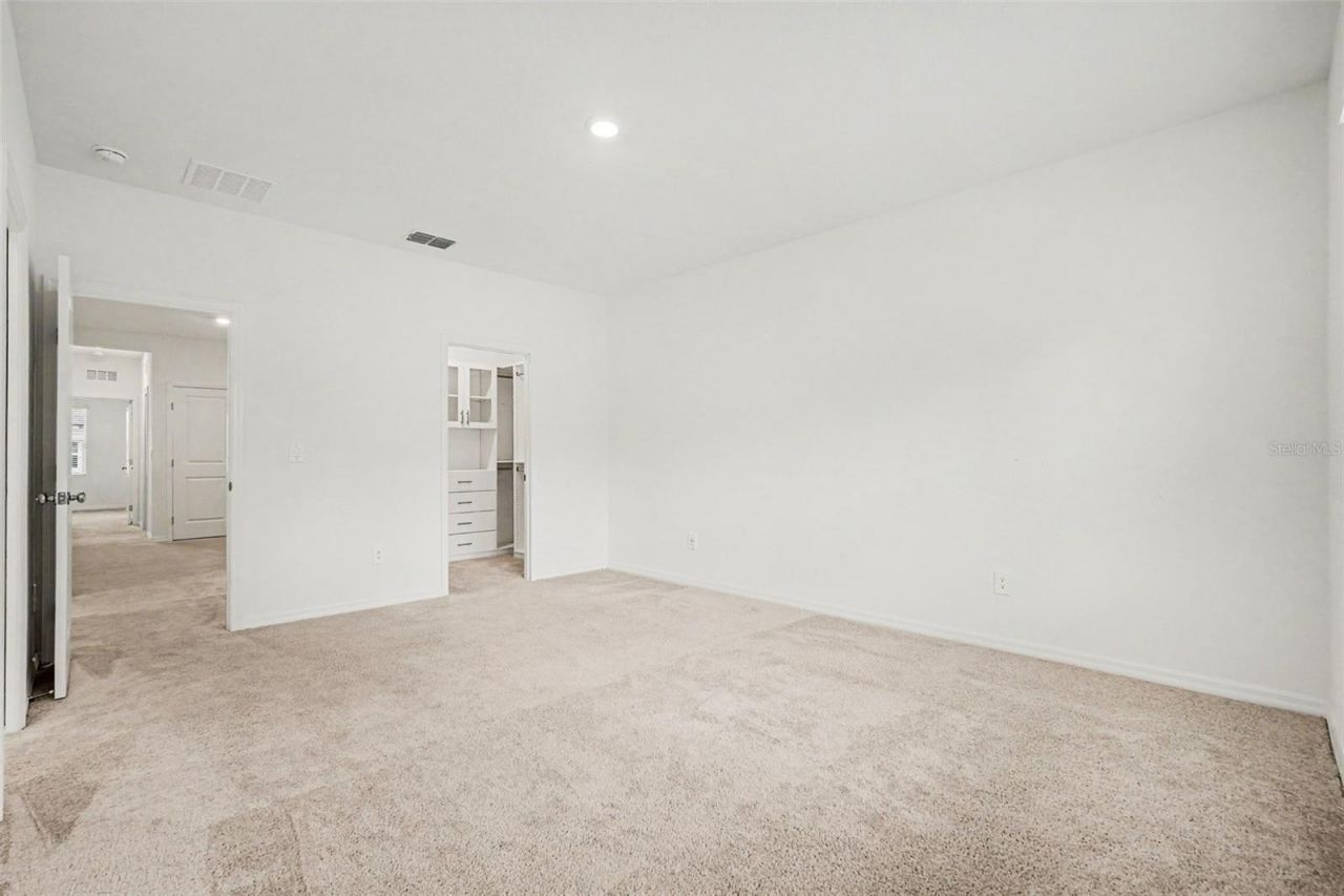 3332 Lapis Lake Drive, Zephyrhills, FL 33541 Photo