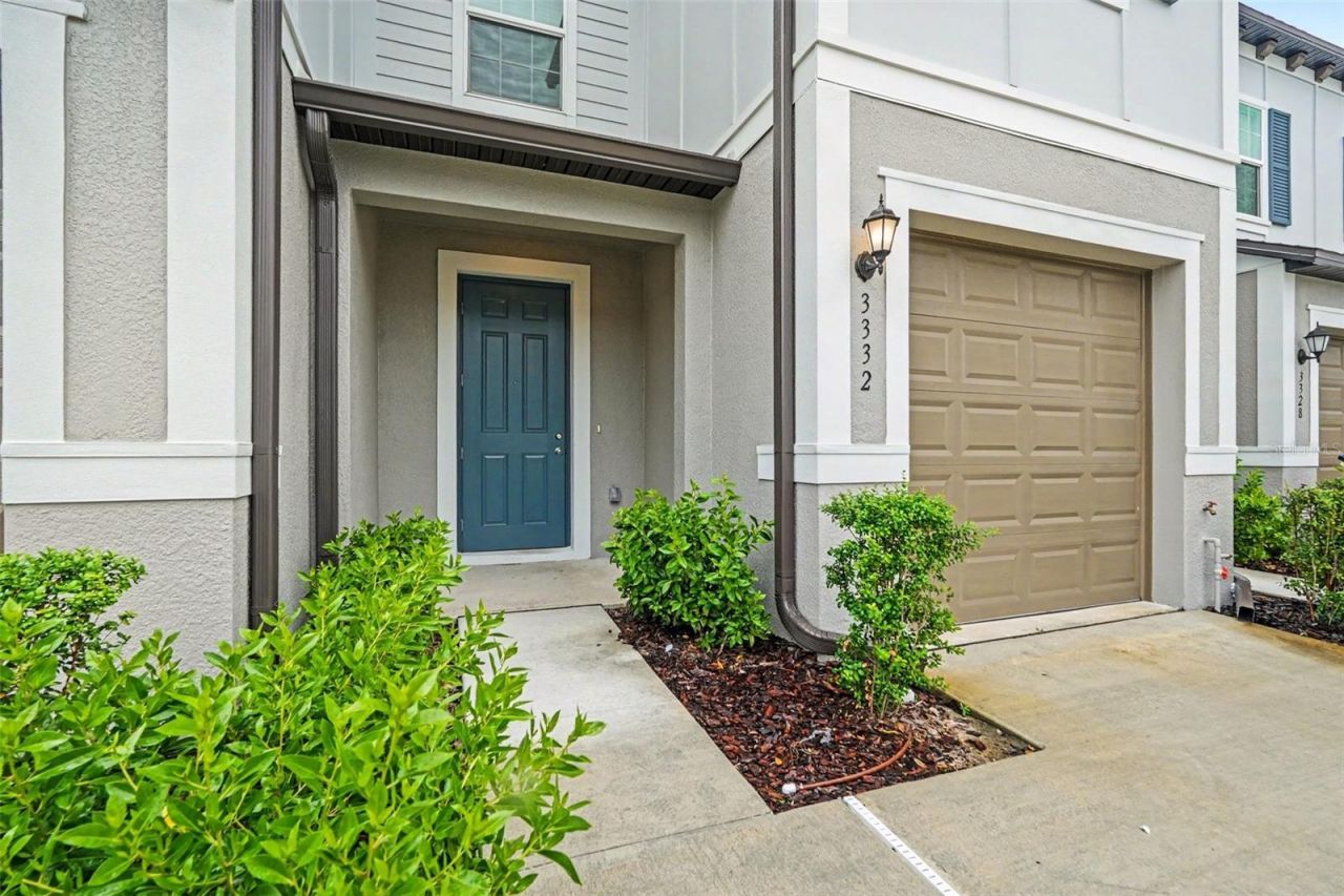 3332 Lapis Lake Drive, Zephyrhills, FL 33541 Photo