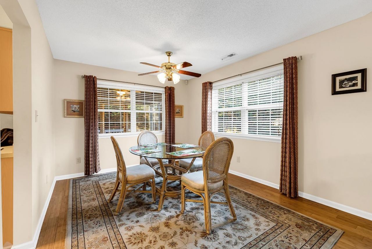 1558 Platt Dr. Photo 10