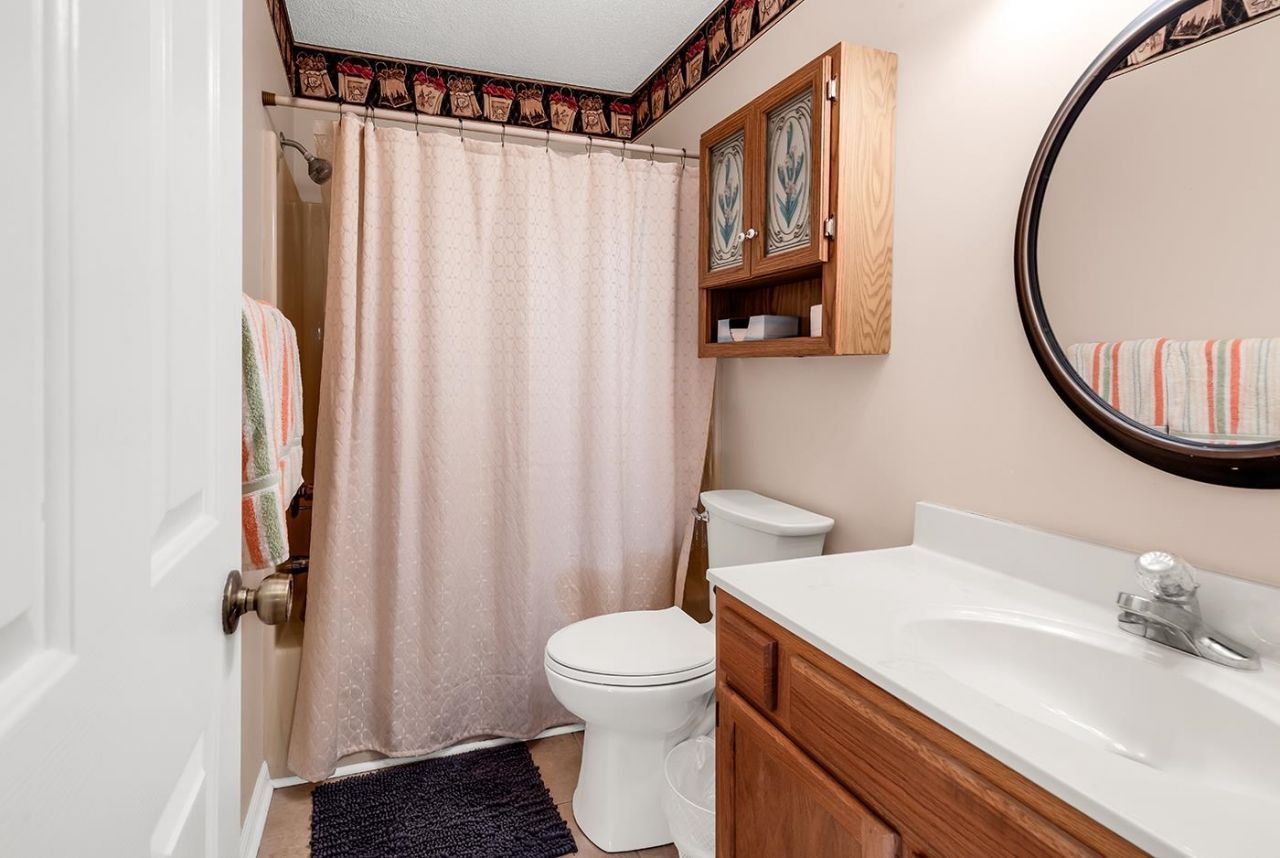 1558 Platt Dr. Photo 19