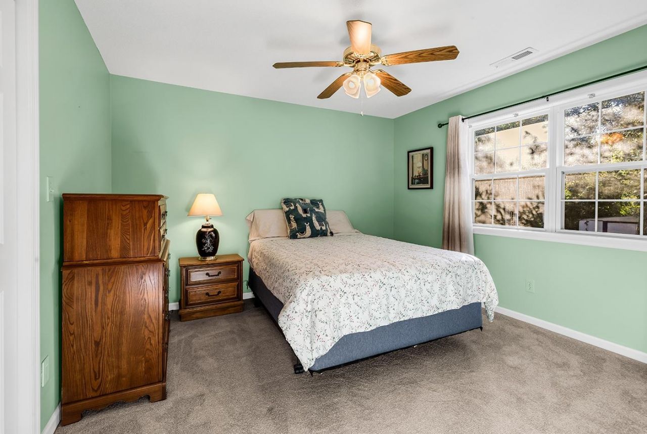 1558 Platt Dr. Photo 20