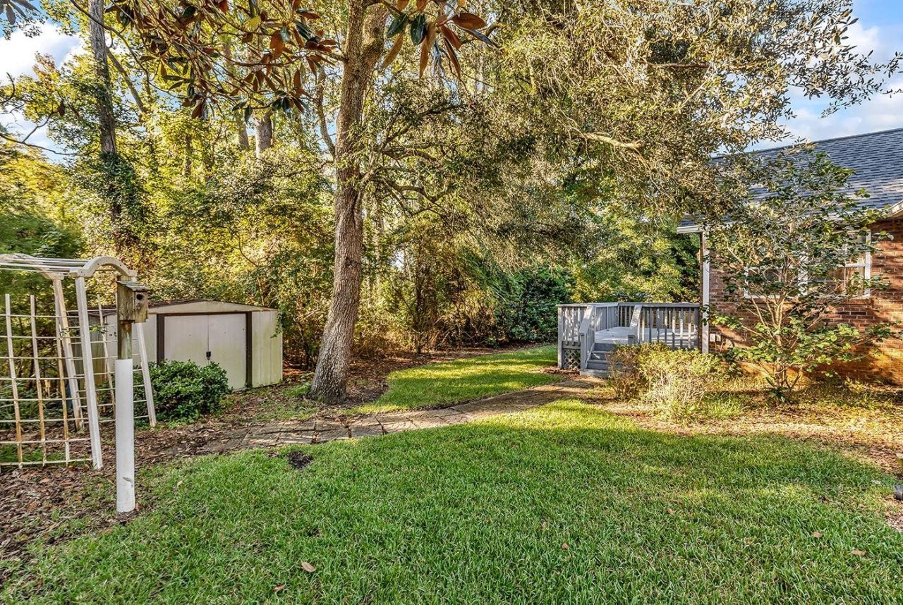1558 Platt Dr. Photo 35
