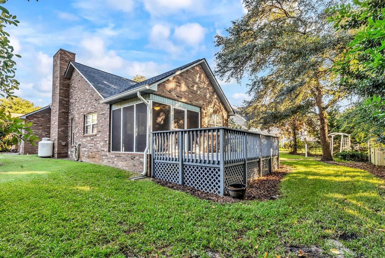 1558 Platt Dr. Photo 36