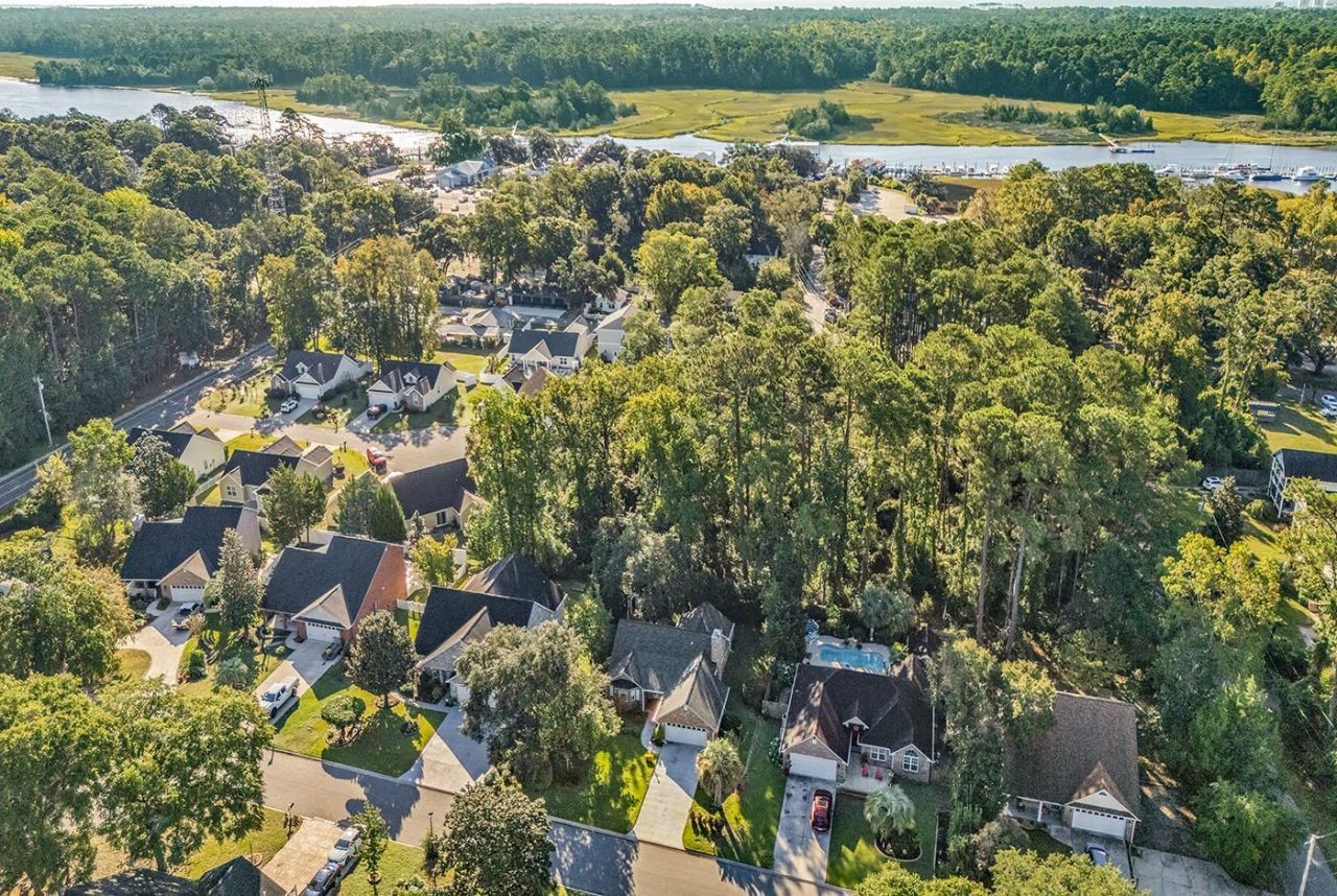 1558 Platt Dr. Photo 38