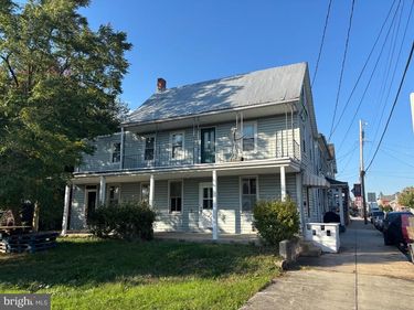621 S MAIN STREET , CHAMBERSBURG, PA 17201
