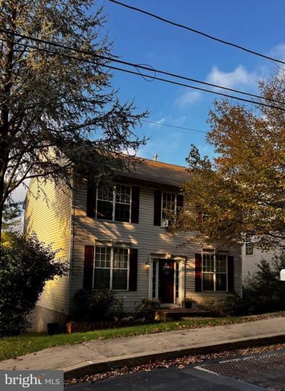 811 OAK STREET , COATESVILLE, PA 19320