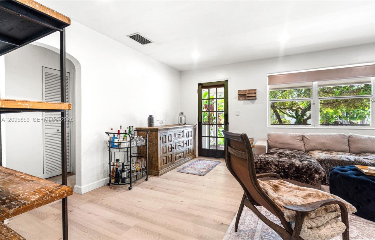 322 Princeton Dr , Lake Worth, FL 33460 Photo