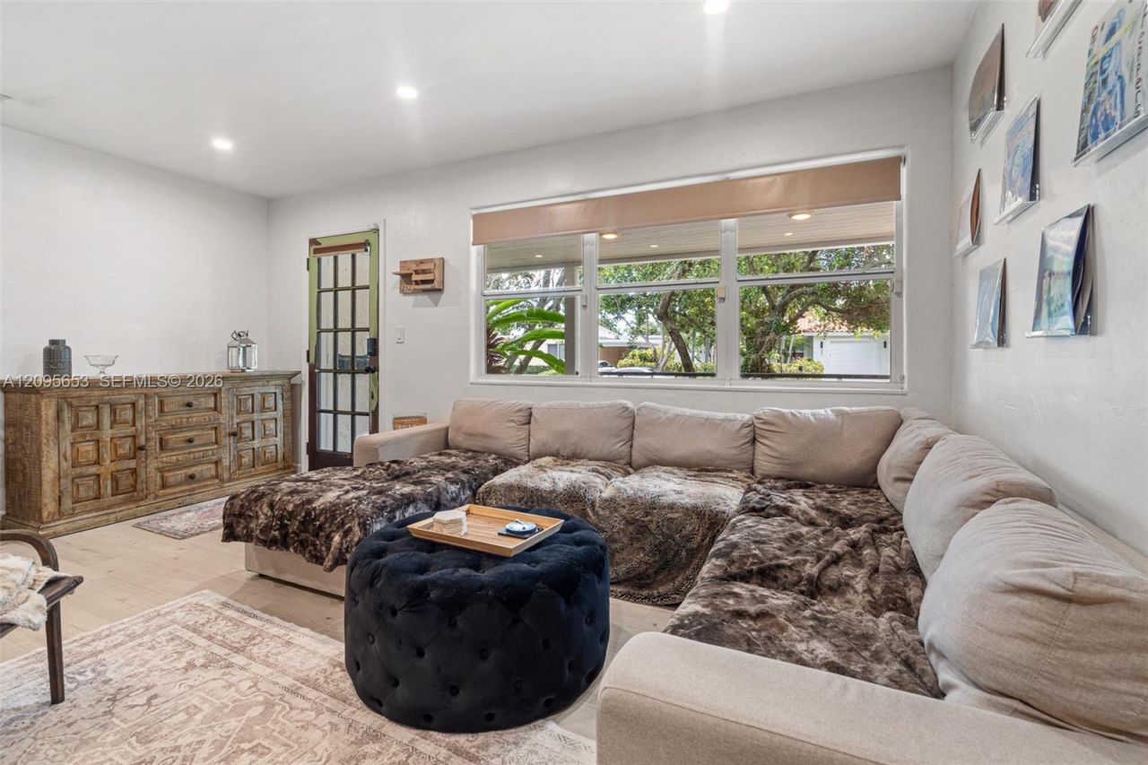 322 Princeton Dr , Lake Worth, FL 33460 Photo