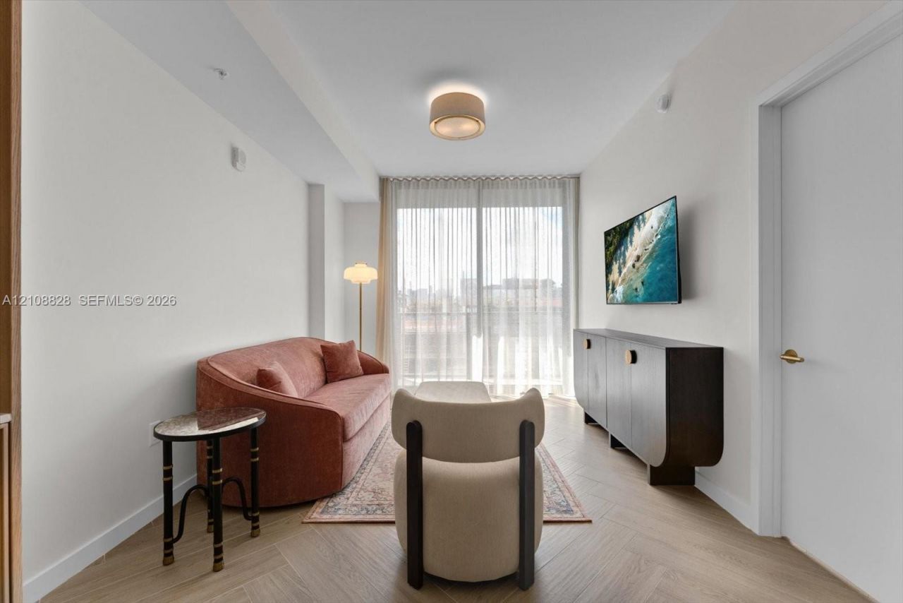 2700 NW 2nd Street, Unit 720, Miami, FL 33127 Photo