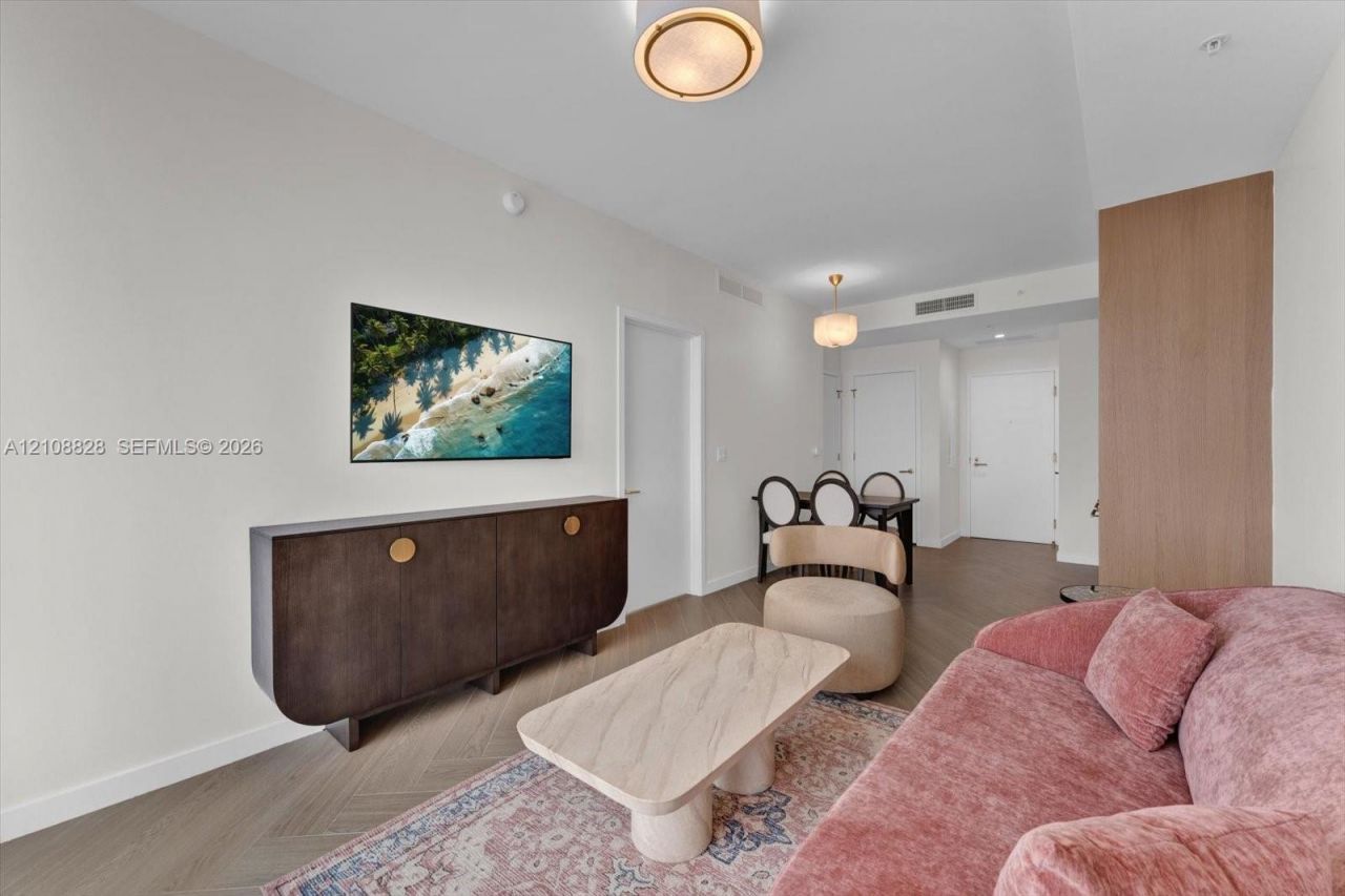 2700 NW 2nd Street, Unit 720, Miami, FL 33127 Photo