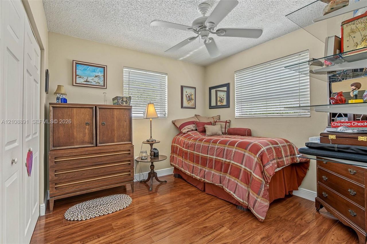 8931 SW 156th St , Palmetto Bay, FL 33157 Photo