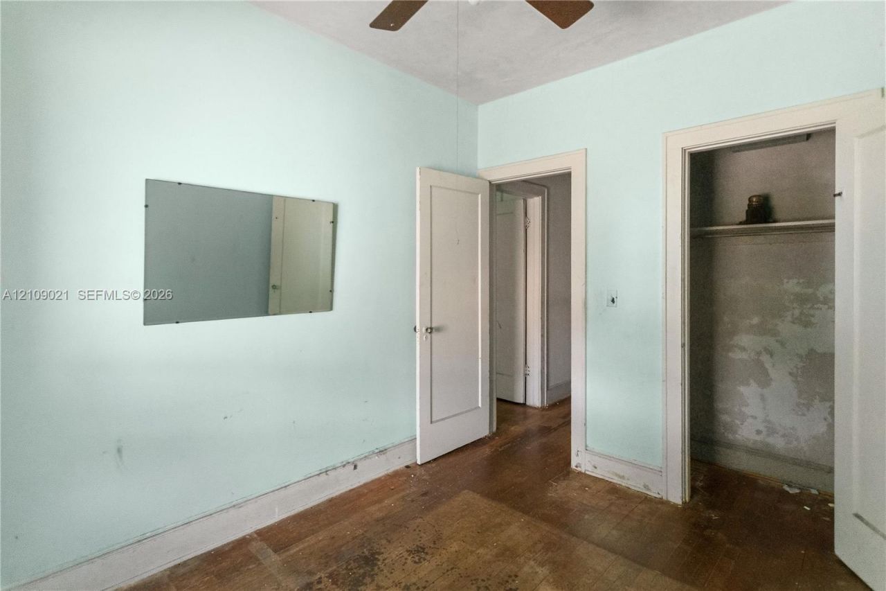 4761 SW 5th St , Miami, FL 33134 Photo