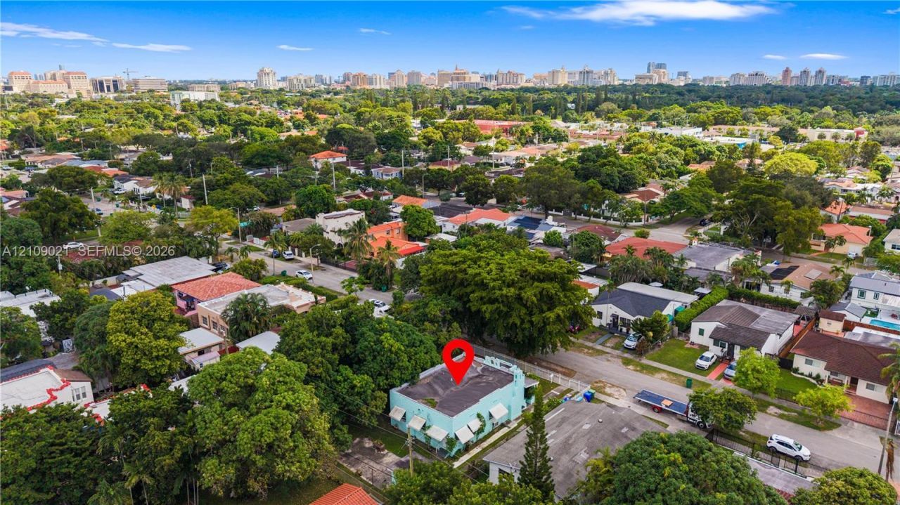 4761 SW 5th St , Miami, FL 33134 Photo
