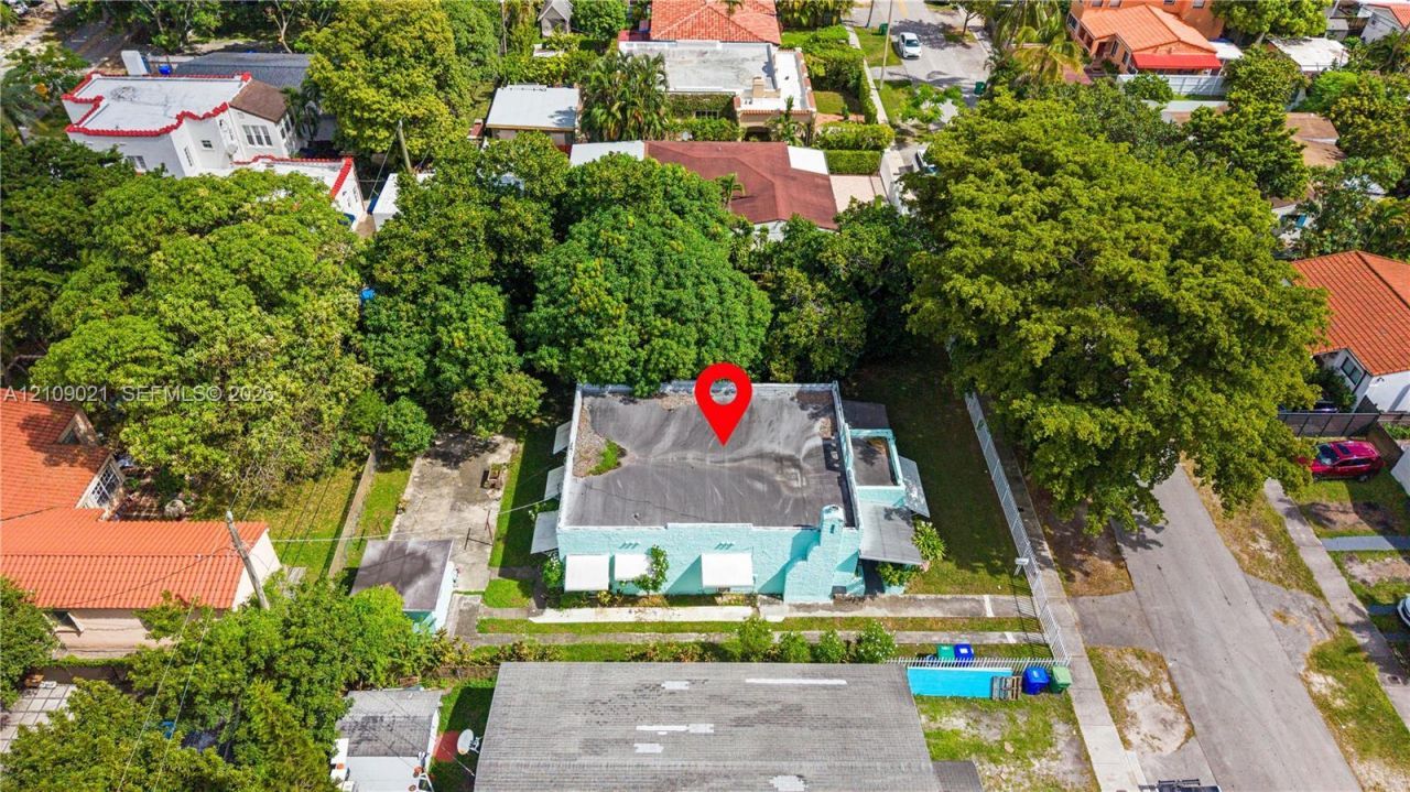 4761 SW 5th St , Miami, FL 33134 Photo