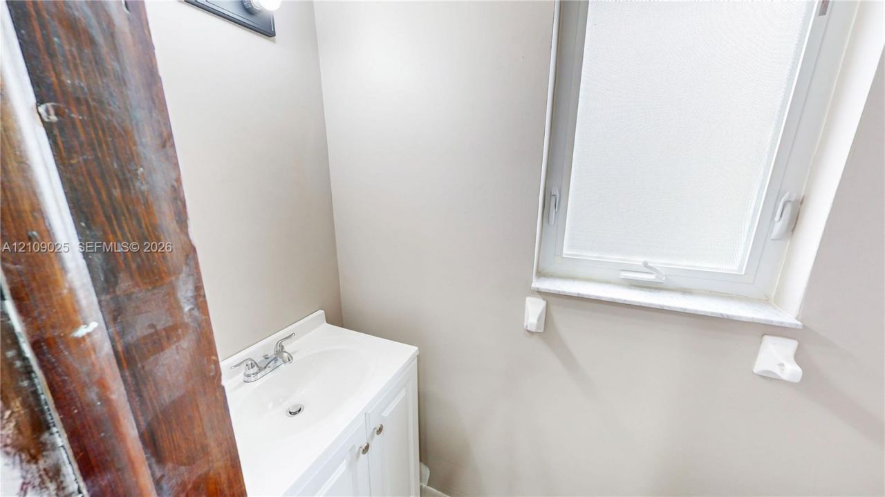 251 NW 92nd Ave , Coral Springs, FL 33071 Photo