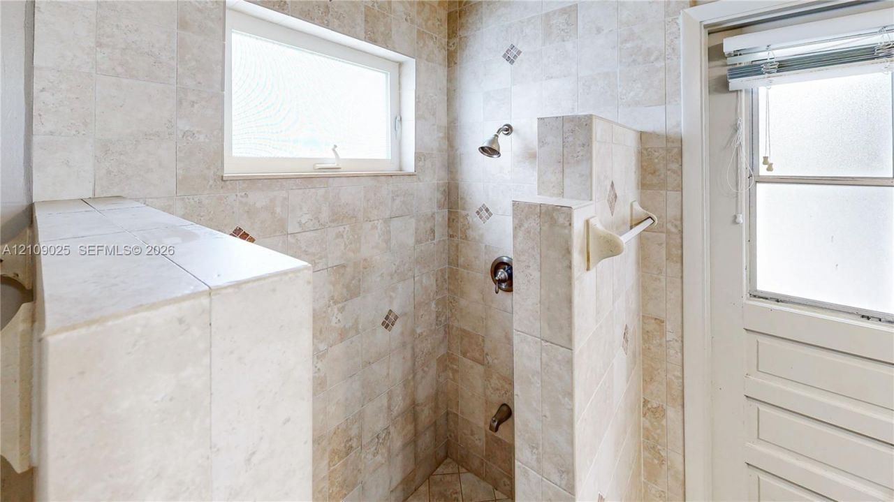 251 NW 92nd Ave , Coral Springs, FL 33071 Photo