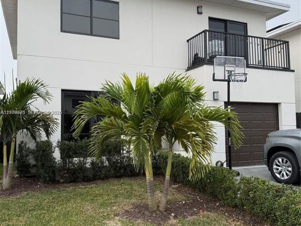 1360 NW 3rd St , Florida City, FL 33034