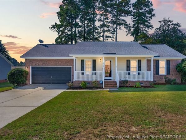 5820 Bear Creek Circle, Fayetteville, NC 28304