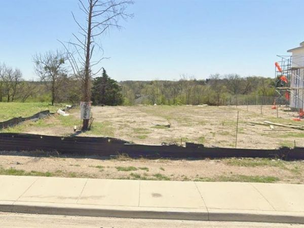 2326 Gooch Street , Dallas, TX 75241