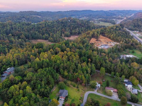 Williams Drive, Maynardville, TN 37807