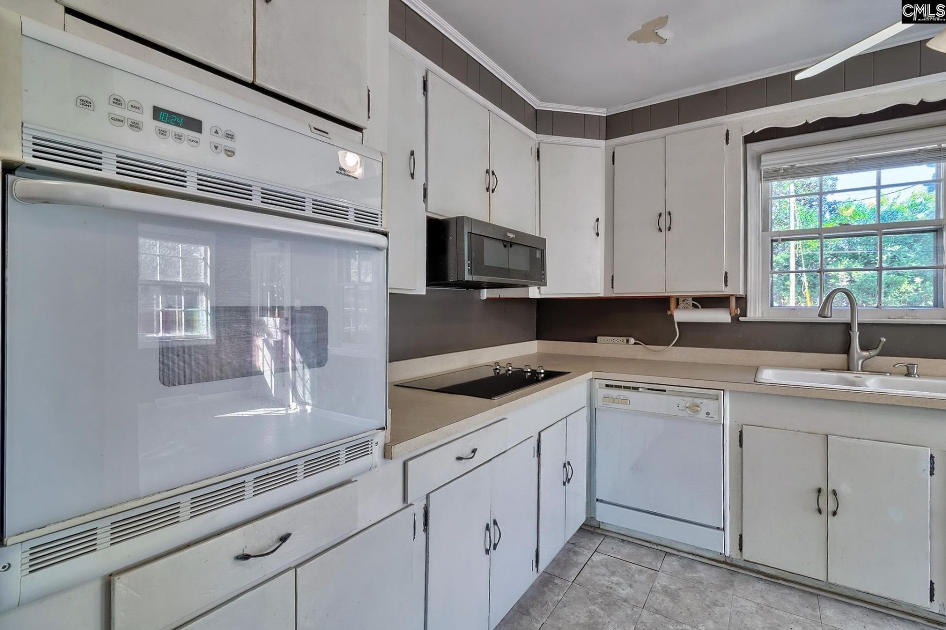 824 Karlaney (aka K) Avenue  Photo 12