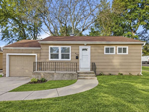 502 S 3rd Street , West Dundee, IL 60118