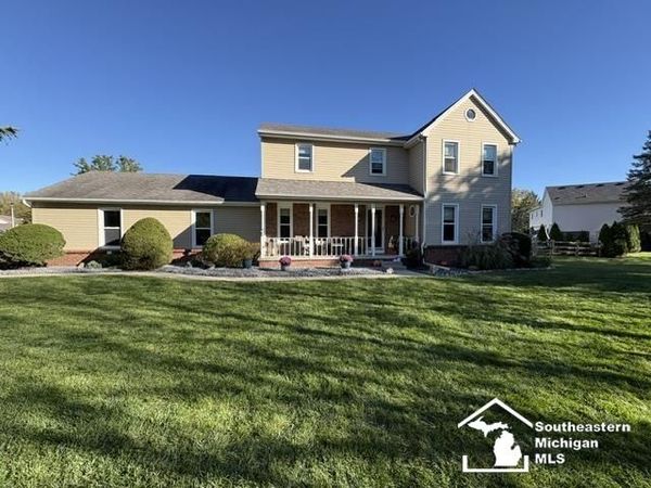3957 Meadowview Street, Lambertville, MI 48144