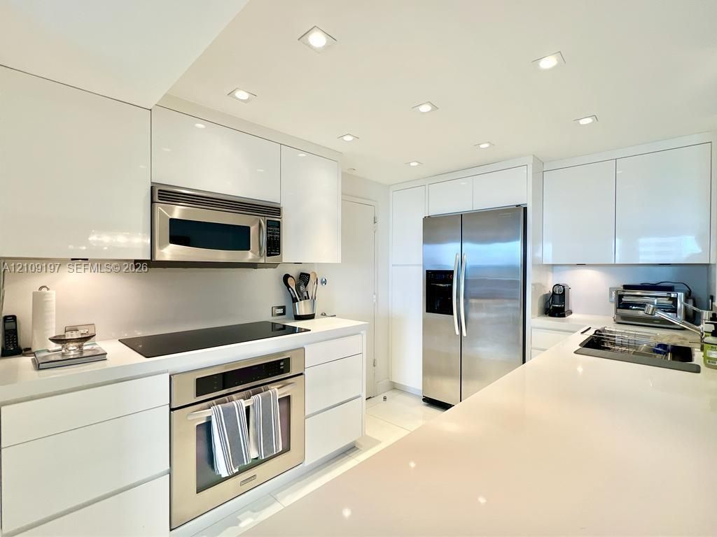 177 Ocean Lane Dr , Unit 405, Key Biscayne, FL 33149 Photo