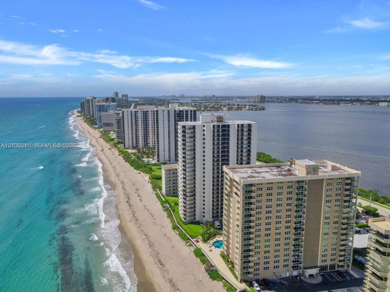 5440 N Ocean Dr , Unit 1003, Riviera Beach, FL 33404 Photo