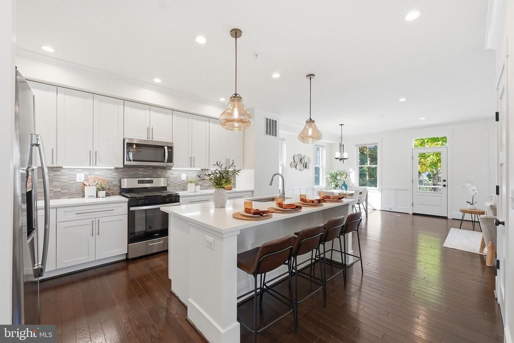 8906 58TH AVENUE, BERWYN HEIGHTS, MD 20740