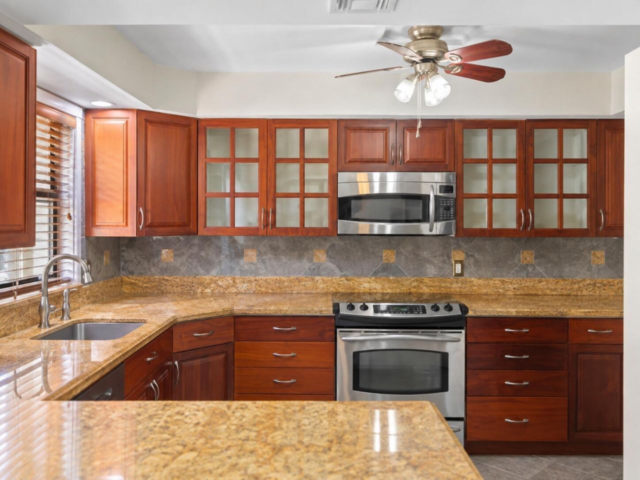 1616 Atlantic Boulevard, Unit APT 18, Key West, FL 33040 Photo