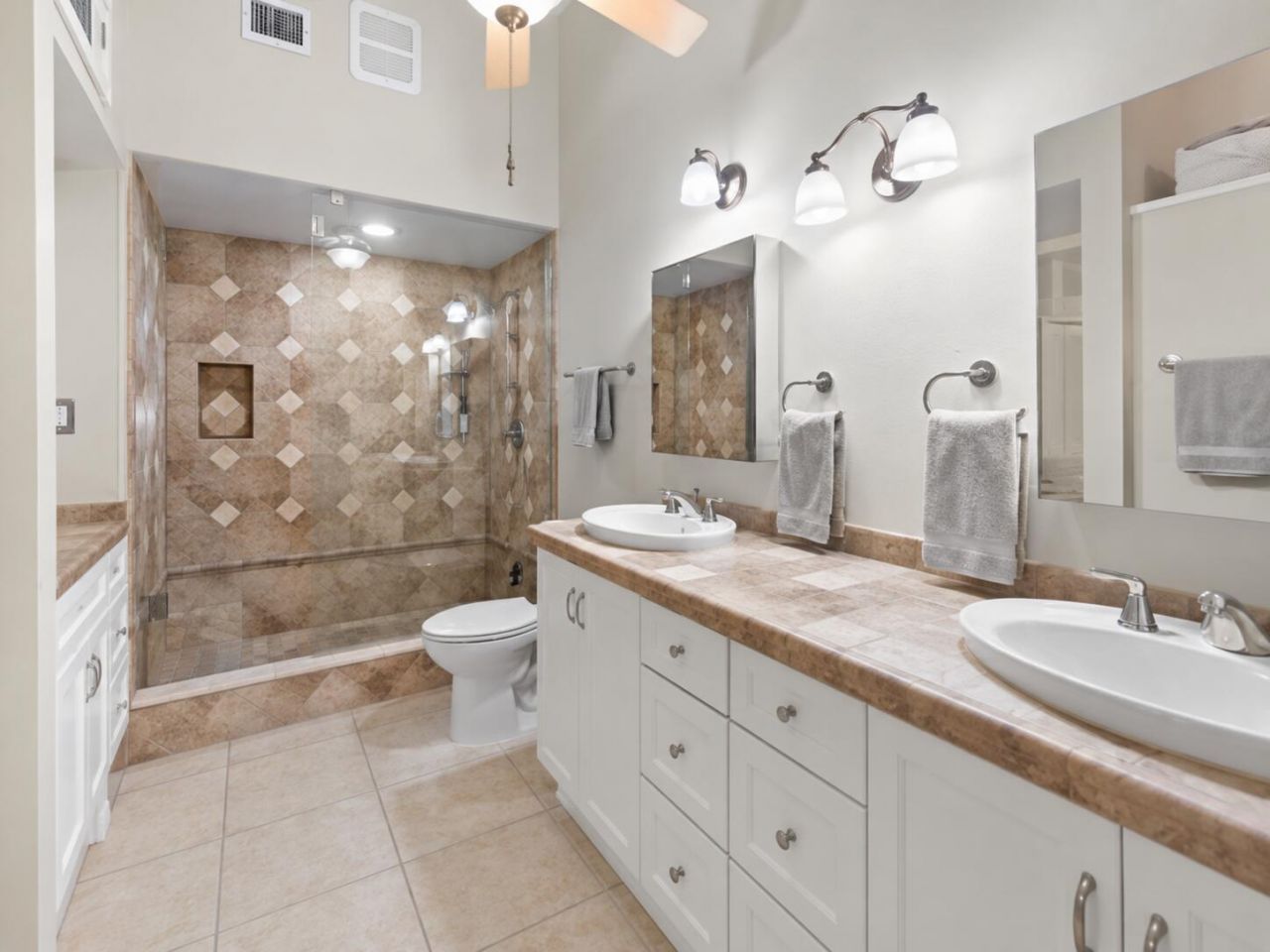 1616 Atlantic Boulevard, Unit APT 18, Key West, FL 33040 Photo