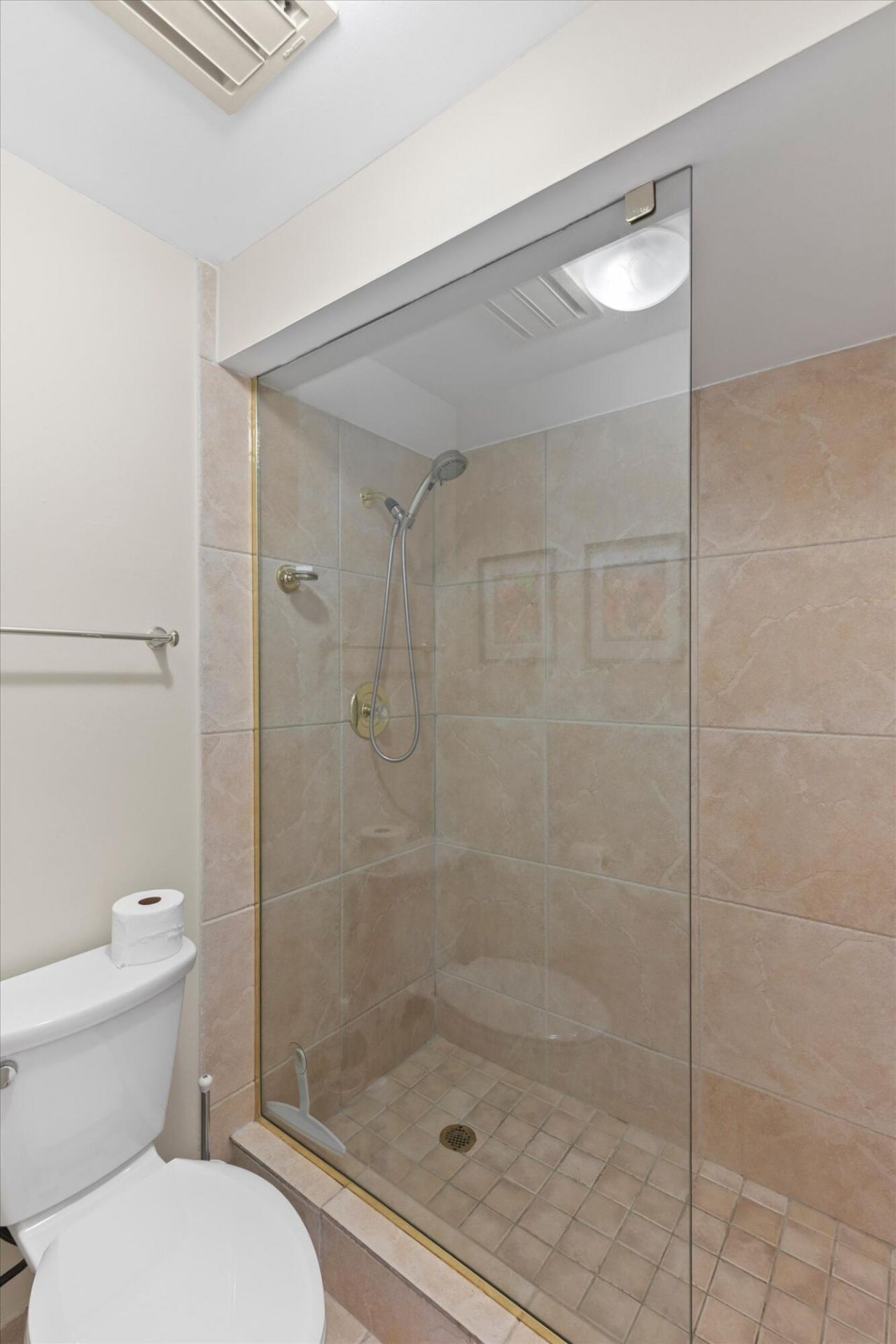 1616 Atlantic Boulevard, Unit APT 18, Key West, FL 33040 Photo
