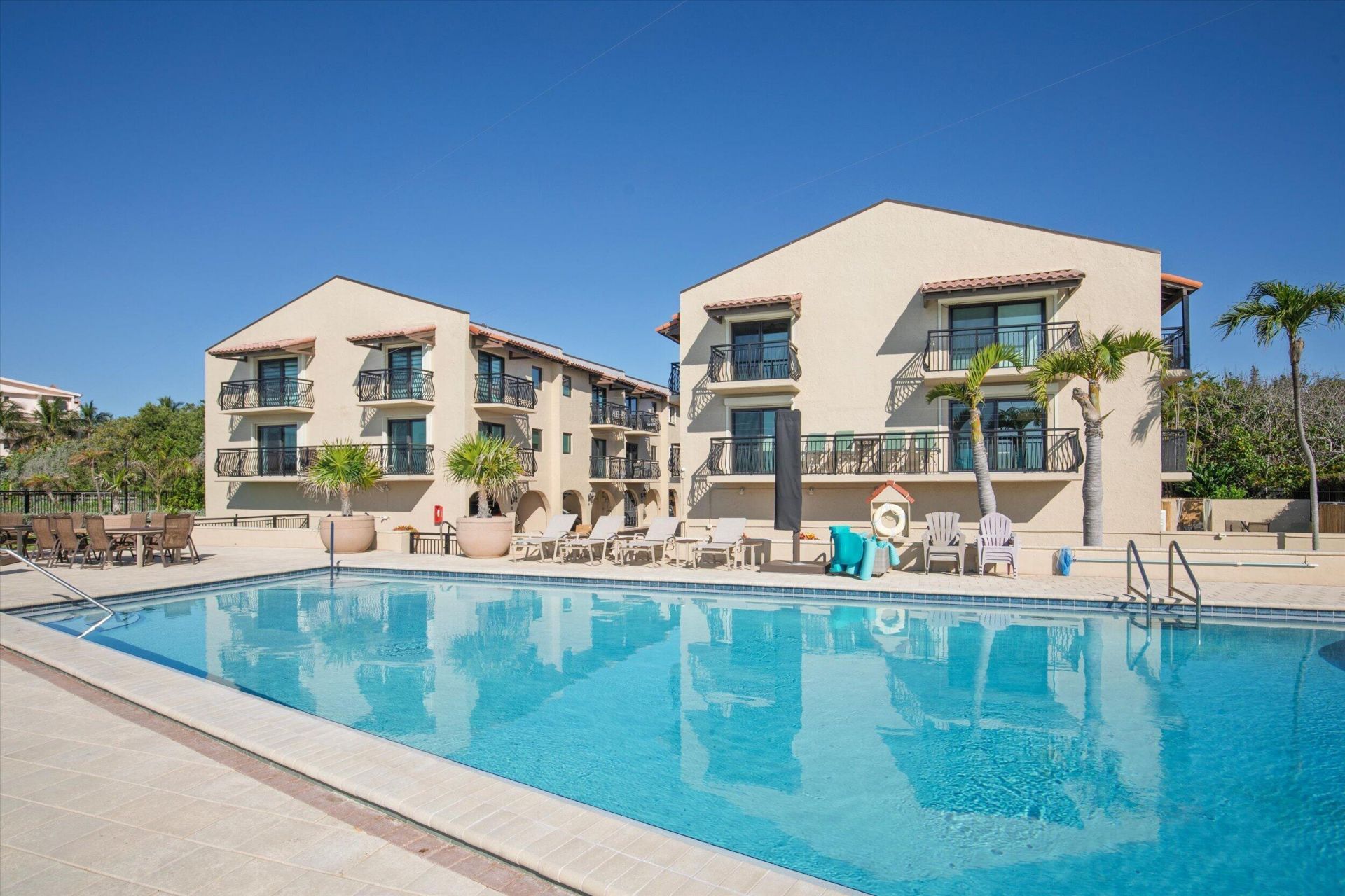 1616 Atlantic Boulevard, Unit APT 18, Key West, FL 33040 Photo
