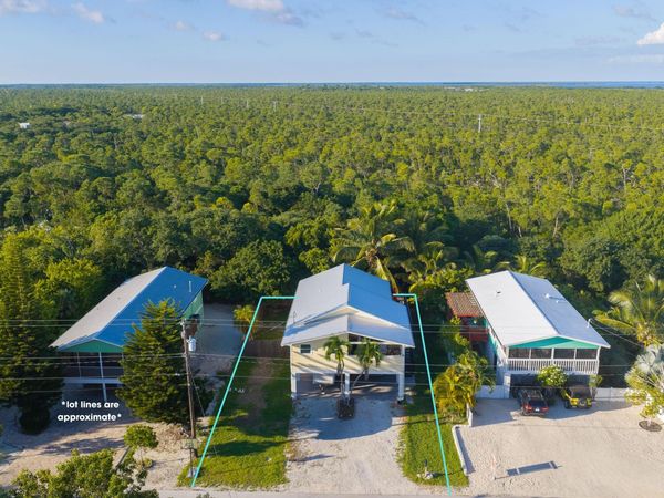 29283 Coconut Palm Drive, Big Pine, FL 33043