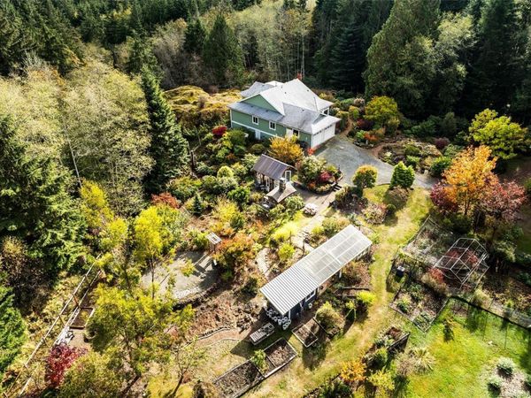 8126 Brutus Ridge Rd , Sooke, BC V9Z 1E3