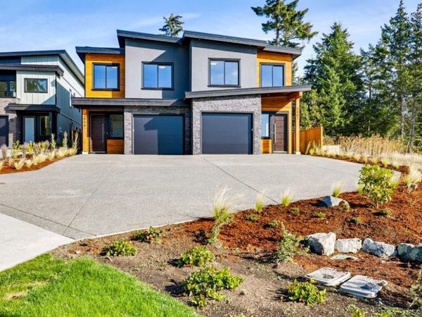 3861 Olympian Way , Langford, BC V9C 0R7