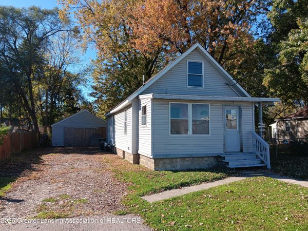 2809 N Martin Luther King Jr Boulevard, Lansing, MI 48906