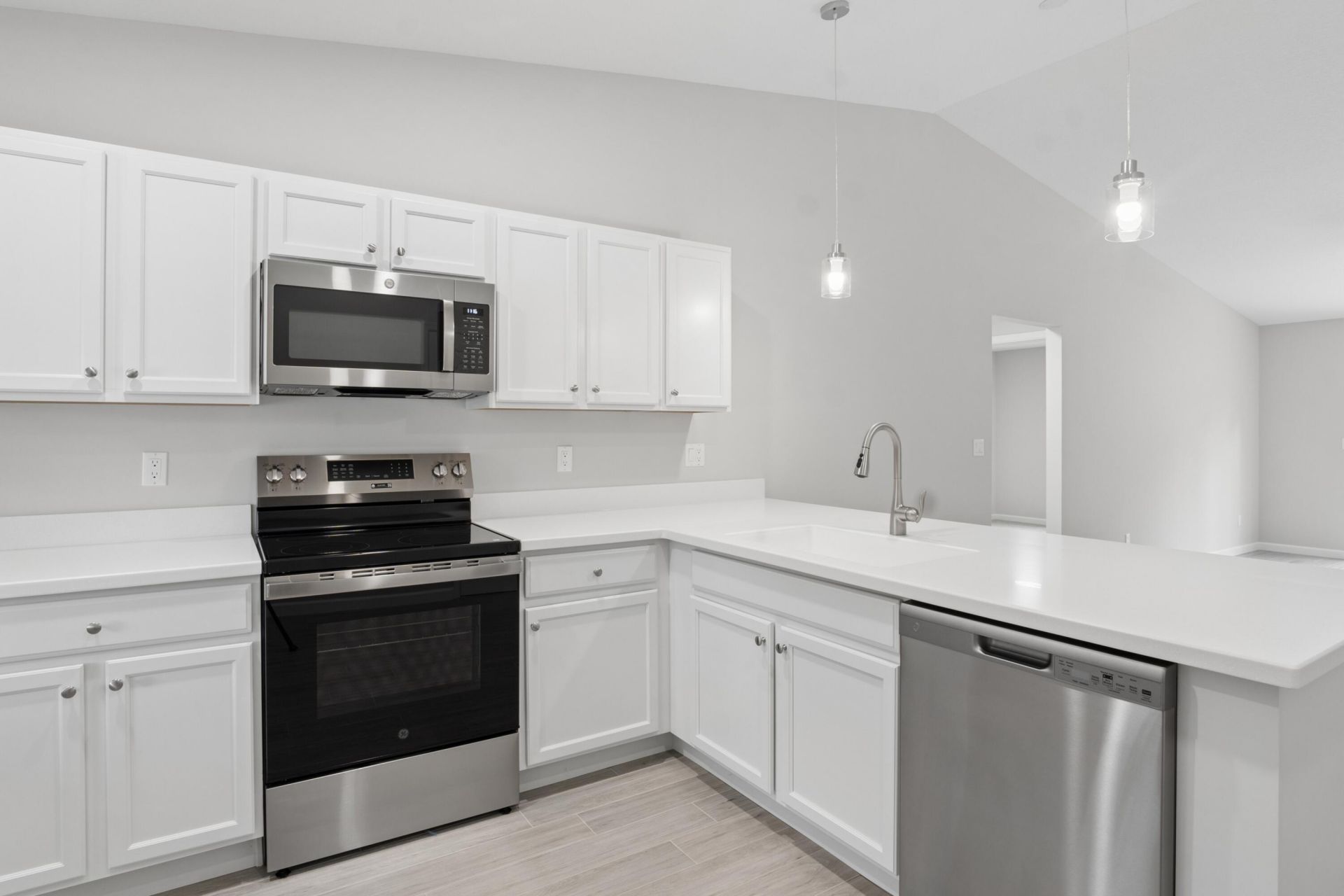 5664 SE 45th Avenue, Stuart, FL 34997 Photo