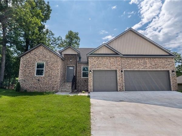 37 Brierfield Lane , Bella Vista, AR 72714